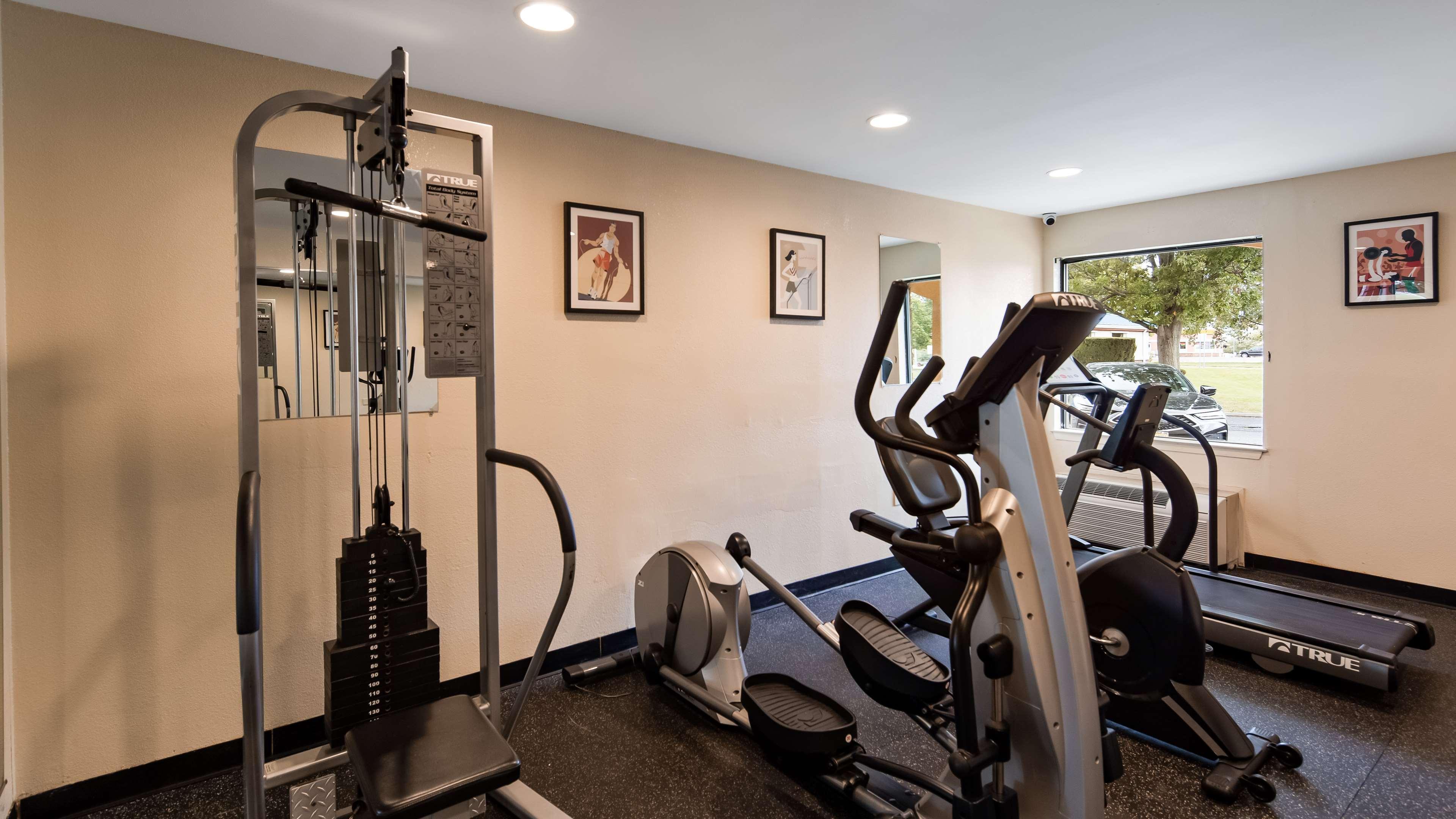 Surestay Hotel By Best Western East Brunswick Εξωτερικό φωτογραφία