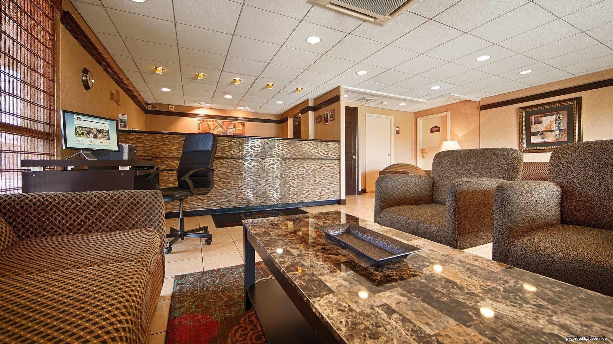 Surestay Hotel By Best Western East Brunswick Εξωτερικό φωτογραφία