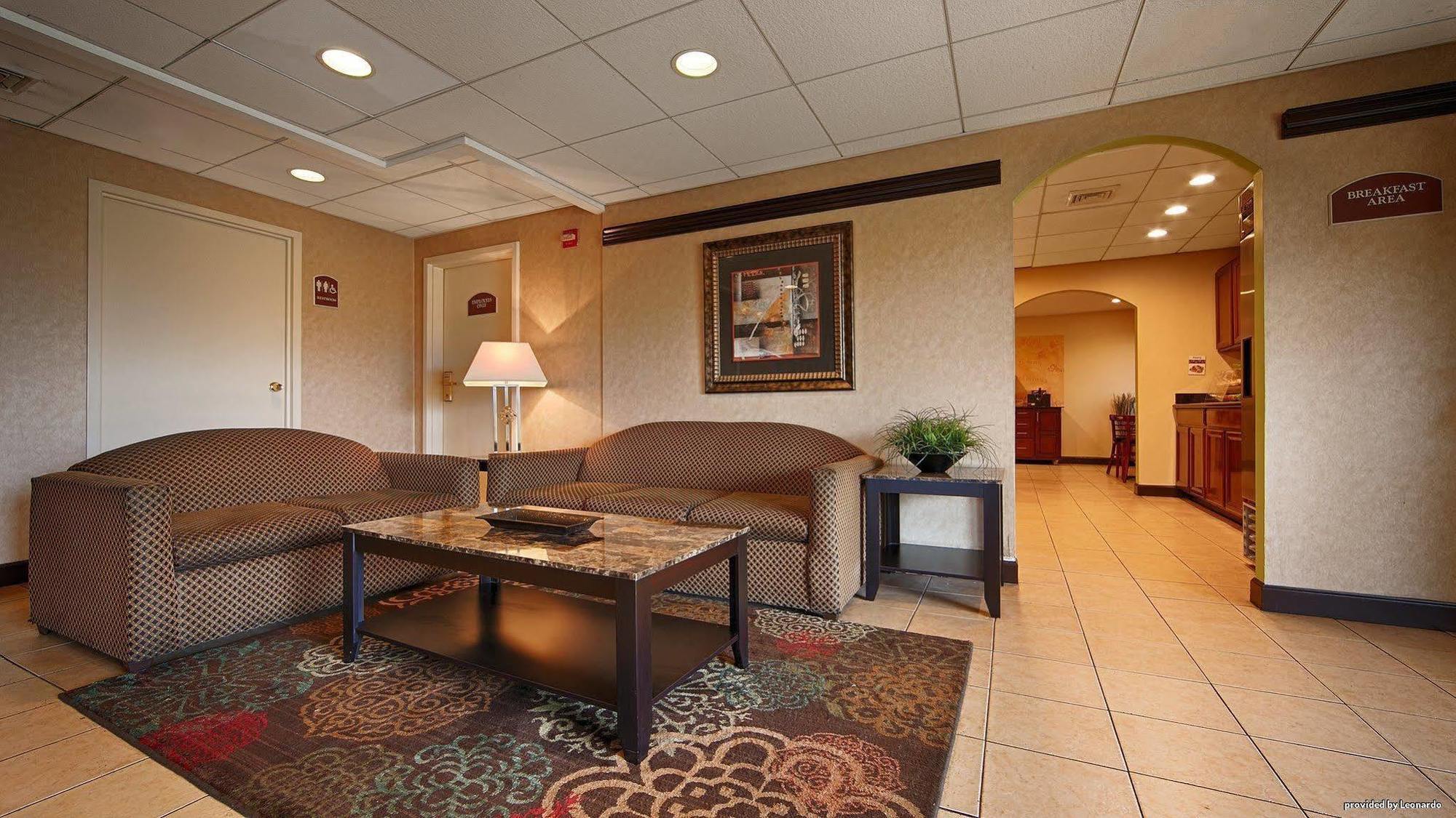 Surestay Hotel By Best Western East Brunswick Εξωτερικό φωτογραφία