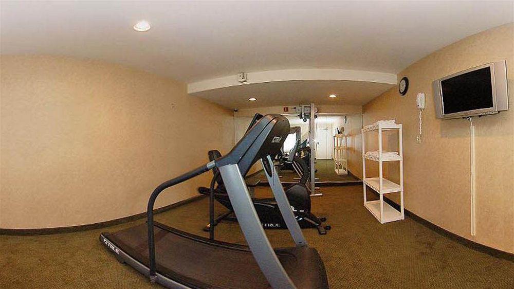 Surestay Hotel By Best Western East Brunswick Εξωτερικό φωτογραφία